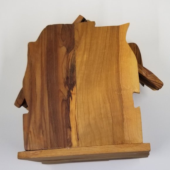 Vintage Olive Wood Nativity Scene Made in Bethlehem 6” X 6.5” Handmade Folk Art - Picture 3 of 16